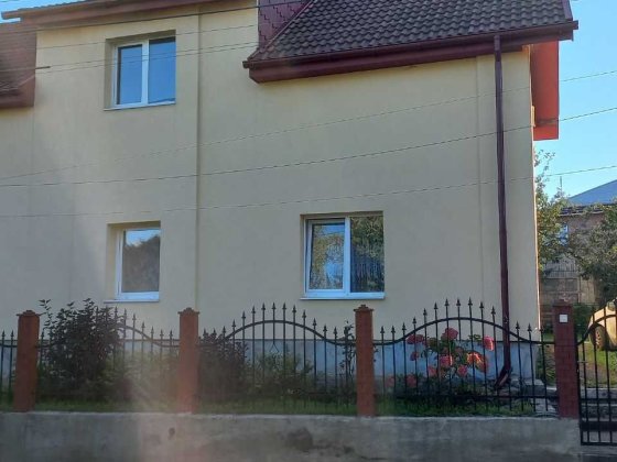 Будинок в центрі м. Городок Городок