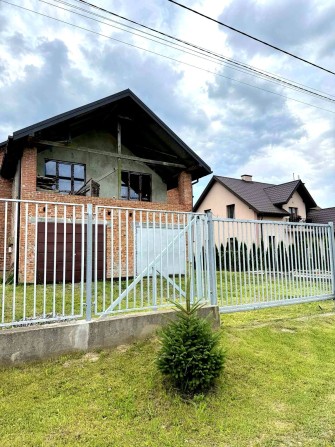 Продається 5-ти кімнатний будинок у місті Городок 30км від Львова - фото 1
