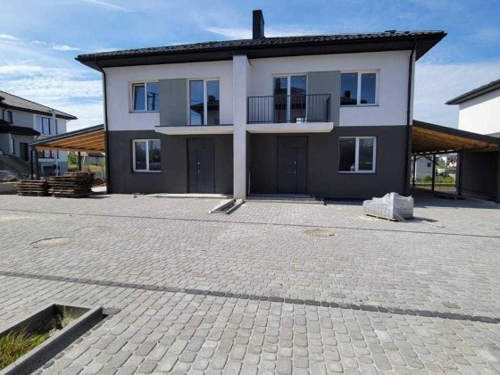 Продаж котеджу / Без ремонту/ с.Зубра Зубра