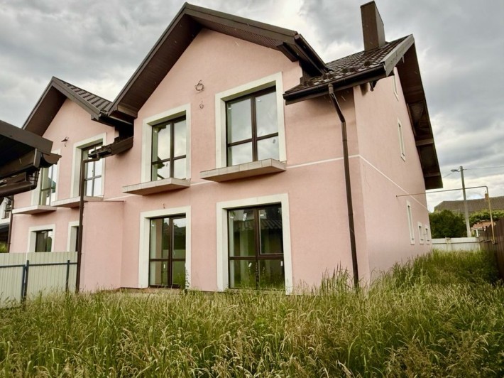 Продаж котеджу з початковим ремонтом в Зимній Воді - фото 1