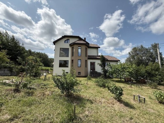 Продаж елітного окремостоячого будинку у Малехові Малехів