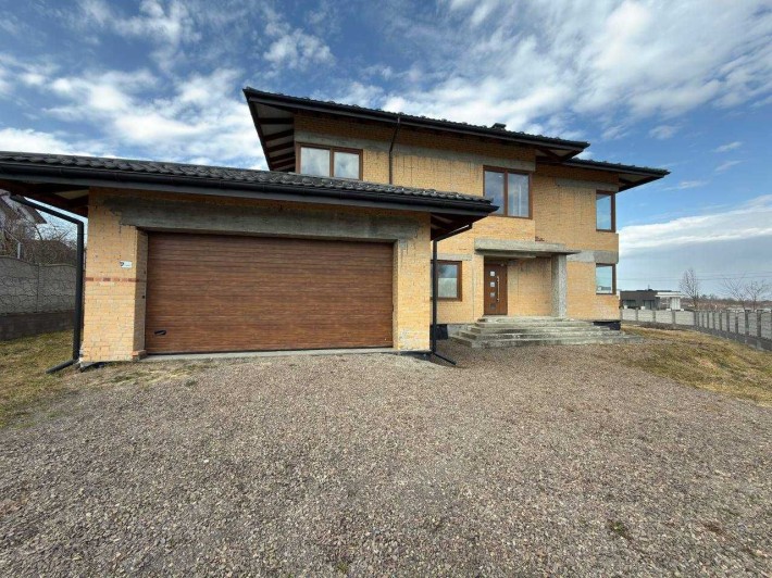 Продаж будинку в Малехові — комфорт заміського життя поруч зі Львовом - фото 1