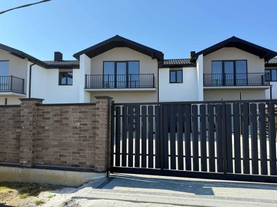 Продаж котеджу в Малехові Малехів