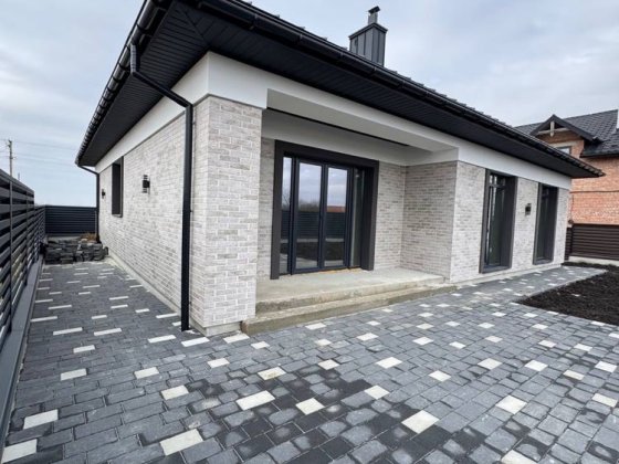 Продаж будинку Конопниця Конопниця