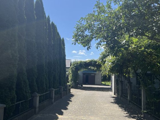 Чудовий будинок в мальовничому місті Жовква Жовква