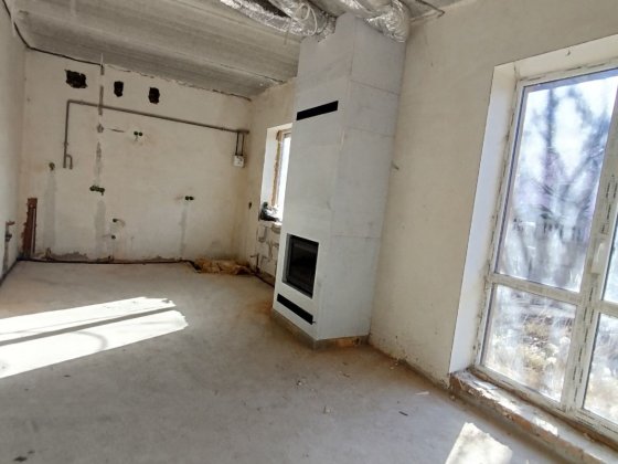 Продаж котеджу Конопниця на межі Зимною Водою Конопница