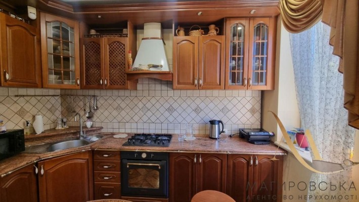 Продаж  просторого будинку в елітній частині Конопниці - фото 1