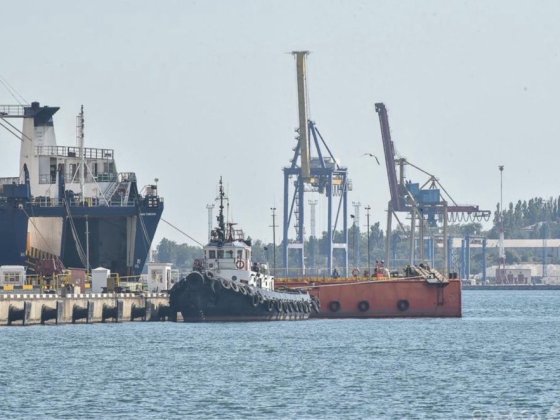 Коблево  ,земли  31  сотка Центр Фасад  60 м на  центральную трассу Коблево