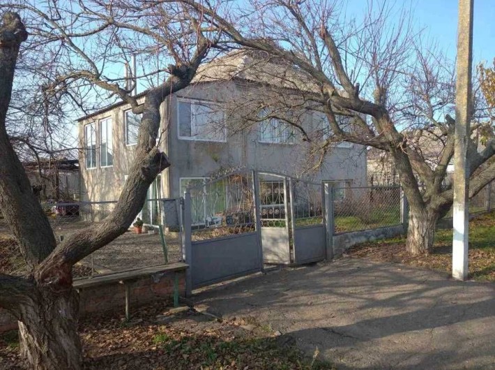 Продам двох поверховий будинок - фото 1