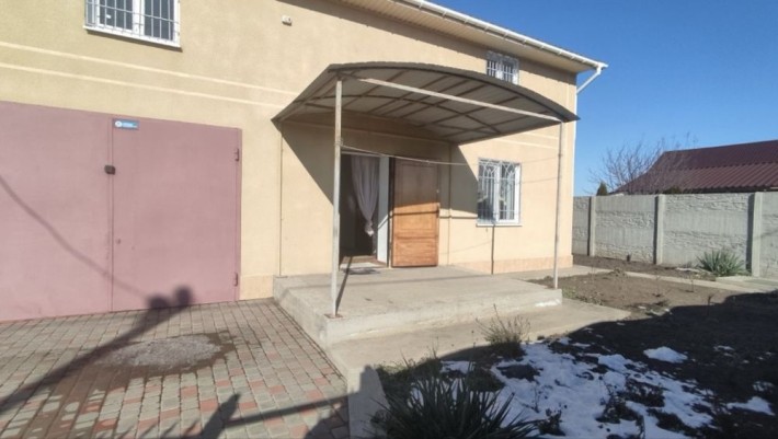 Господарський будинок у Фонтанці - фото 1