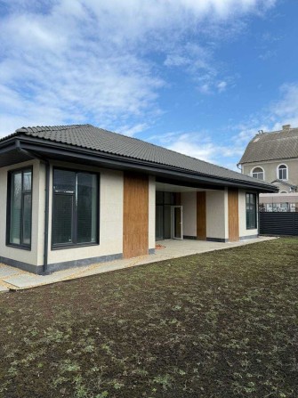 Продам новий приватний будинок в Авангарді - фото 1