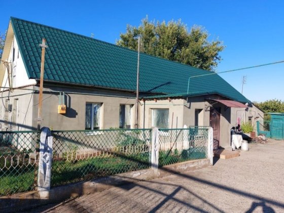 Продам затишний будинок Великодолинське