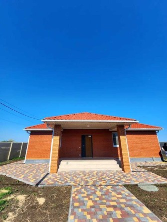 Новый уютный дом в Фонтанке - фото 1