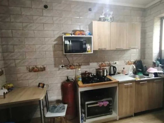 (13/1А) Продам 2 будинки на ділянці в селищі Великодолинське. Великодолинское