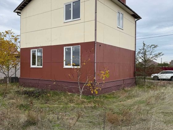 Продам будинок в Великодолинському Великодолинське