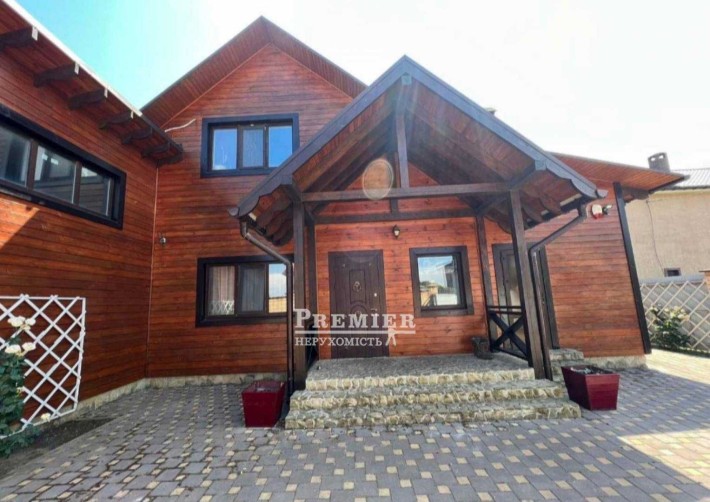 Будинок з ремонтом у Лісках - фото 1