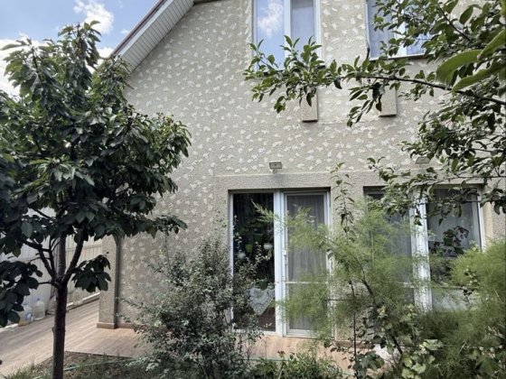 Продам дом с качественнным ремонтом Нерубайское