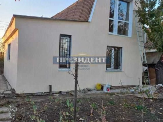 дом с. Светлое Лиманский район