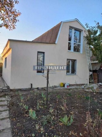 дом с. Светлое Лиманский район - фото 1