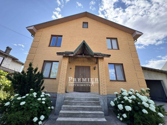 Частный Дом 200 м2 8 соток Частичный Ремонт Червоный Хутор Лиманка