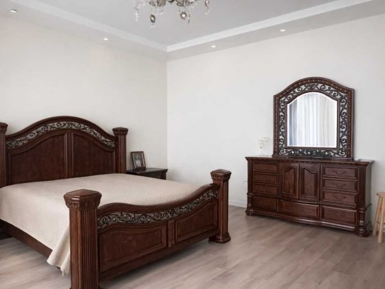 Красивый добротный дом  недалеко от трассы с мебелью в Фонтанке Фонтанка