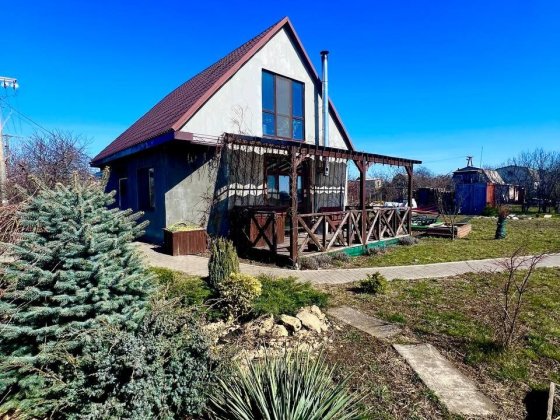 Отличное предложение для Вас! В продаже дом в пригороде Черноморска. Великодолинське