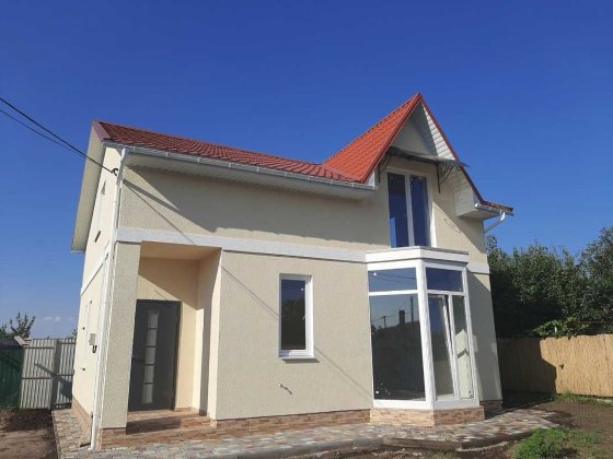 Предлагаем к продаже дом в 15 минутах от Одессы, рядом Усатово.