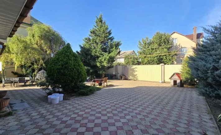 Дім,у якому хочеться приймати лише найближчих - фото 1