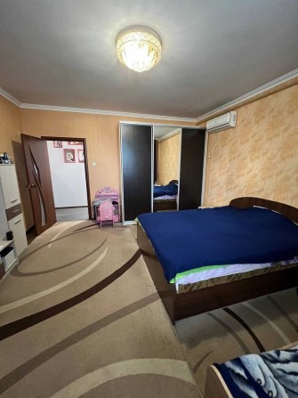 Продам будинок 204 м², ділянка – 10 соток у Великодолинському - фото 1