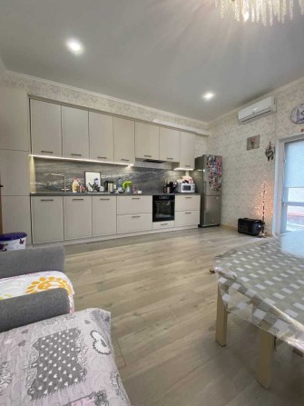 Продам дом в Фонтанке. Качественный по супер цене! Море рядом! - фото 1