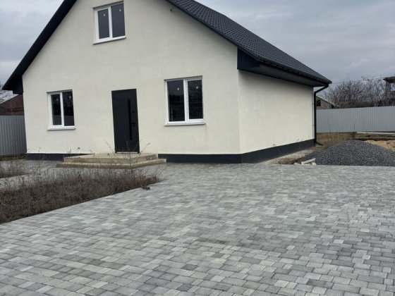 Дом в 10 км от Одессы Світле