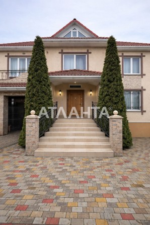 Капитальный дом с ремонтом в Фонтанке. Бассейн. Близко к трассе. - фото 1