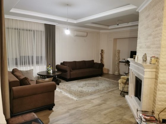 Сучасний будинок у Фонтанці Фонтанка