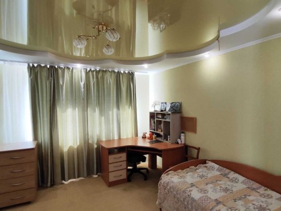 Продам капитальный 2-этажный дом в с. Нерубайское Нерубайское