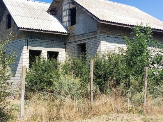 Продам дачу в с.Каролино-Бугаз, за 12500долл.США.