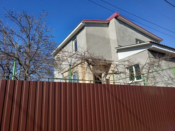 ВЫГОДНО! Уютный жилой  дом. Сухой лиман. 1 линия от трассы.