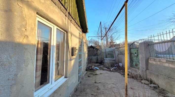 Усатово Центр дом с газом под ремонт на видовом участке 16 соток - фото 1