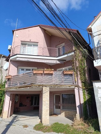 Дом 206м² в СК Причал 423. АГВ, гараж, 3 этажа, камин, терассы. - фото 1