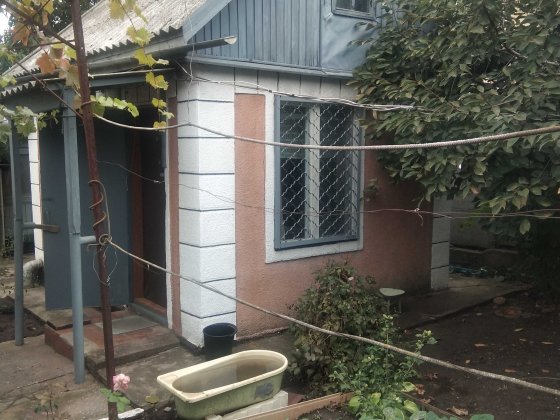 Продам  дом с. Бурлачья Балка рядом с остановкой транспорта,500м