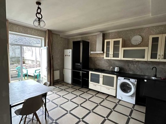 Продам капитальный дом в Усатово Усатове