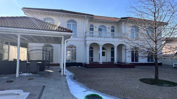 Роскошный Дом-усадьба у самого моря - фото 1