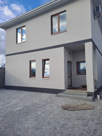 Пгт. Таирово. Новый дом с ремонтом. - фото 1