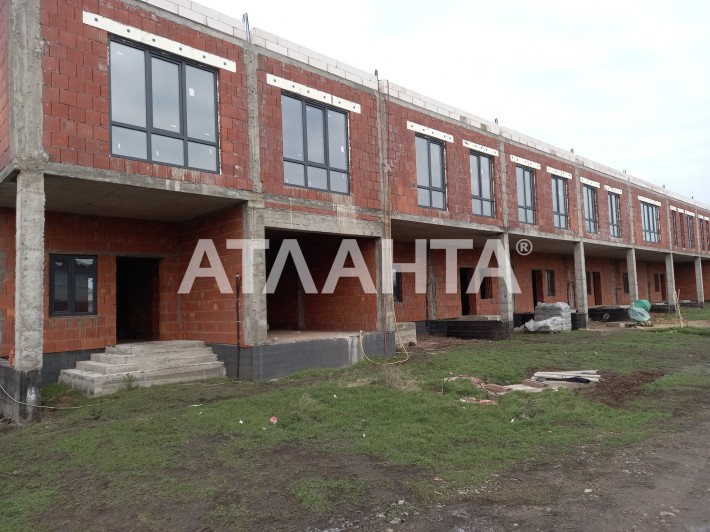 Современные таунхаусы в районе Совиньона  Рассрочка - фото 1