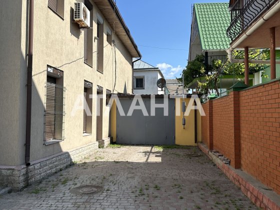 Дача зимнего типа в первой линии от лимана Затока