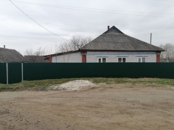 Продам будинок в селі Малі Будища. - фото 1