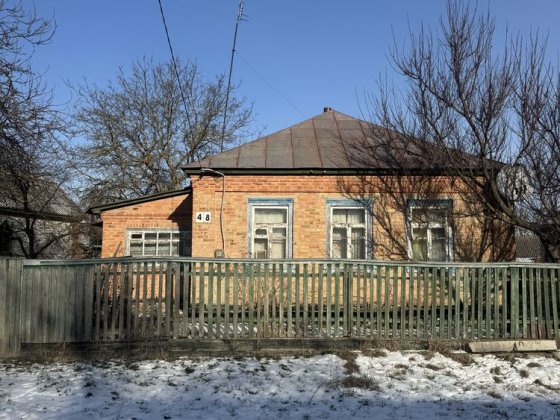 Цегляний будинок (110 кв)  по вул.Набережна Пирятин