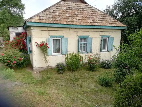 Будинок, с. Садки Кременчуцький район. Садки