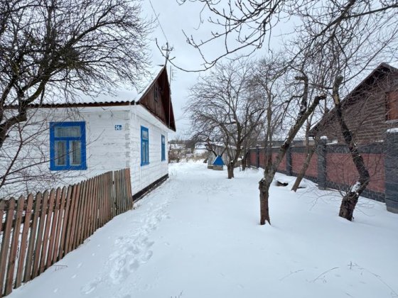 Продається половина будинку Костопіль