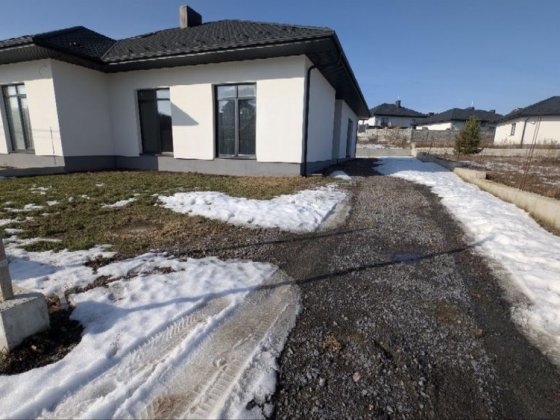 Продаж будинку в обарові Обаров