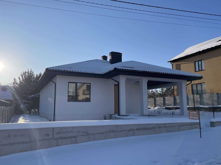 Продаж будинку з ділянкою на 10 сот 123 кв. м, на вул. Пересопницька - фото 1